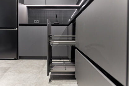 Bucataria Moderna la comanda Neagra cu Insula